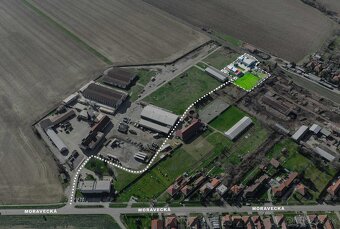 VÝROBNO - PREVÁDZKOVÝ AREÁL - TOPOĽČIANKY - 3