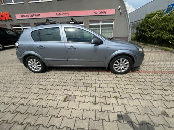 OPEL ASTRA 1.4 /66kw/  2004 - 3