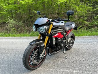 Triumph Speed Triple 1050 R - 3