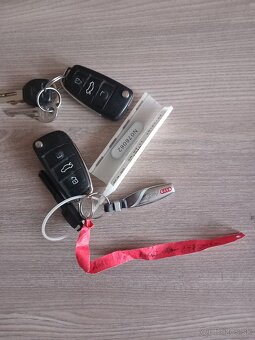 Predám Audi a6 c6 2011 2.0tdi Comonrail - 3