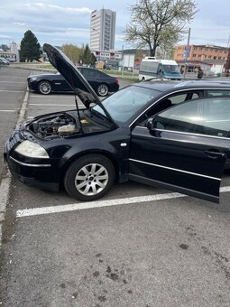 Predám kapotu na VW Passat b5.5 - 3