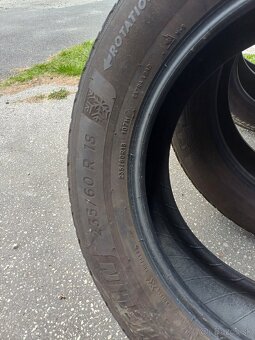 235/60R18 - 3