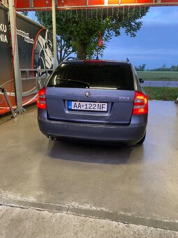 Škoda Octavia 2 1,9 77kw Combi - 3