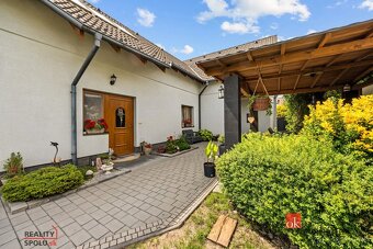 Priestranný, 8izbový rodinný dom s dvomi samostatnými vstup - 3