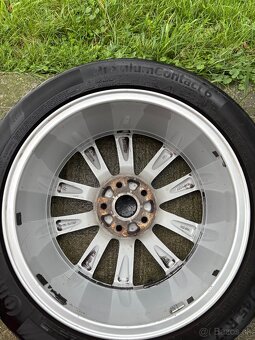VW 235/45 R17 - 3