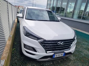 HYUNDAI TUCSON 1.6 CRDI.AUTOMAT - 3