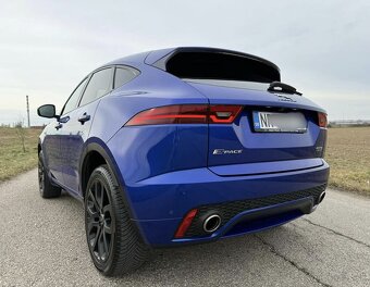 Jaguar E-Pace P250 AWD RDYNAMIC
- 3