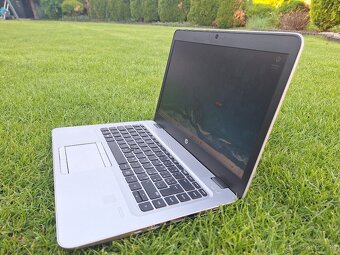HP 14" Intel Core i7 16 GB RAM 256 GB SSD bat 6 h - 3
