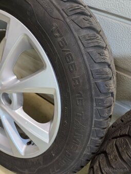 Predám kolesá na Toyota Yaris R15 - 3