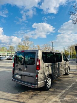 Opel Vivaro 9-miestny - 3