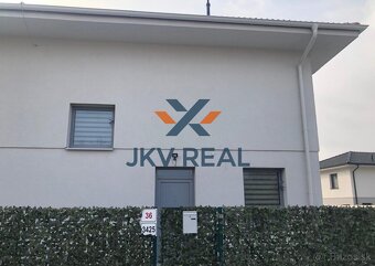 JKV REAL ponúka 2 domy v Stupave - 3