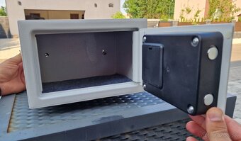 Trezor - 3