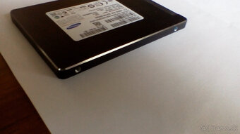 Predám 256GB SAMSUNG SSD - 3