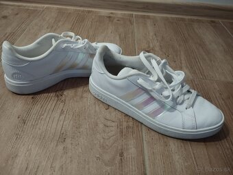 Tenisky adidas - 3