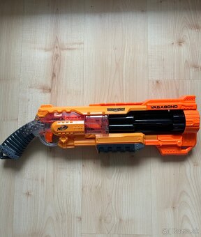 Nerf Elite 2.0 Phoenix a Nerf Vagabond Brokovnica - 3