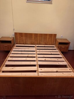 Drevená spálňová zostava - 3