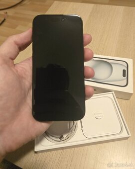 iPhone 15 128 GB - 3