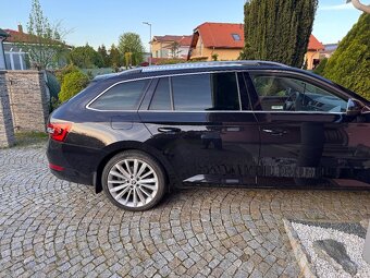 Skoda Trinity 5x112 r19 original disky - 3