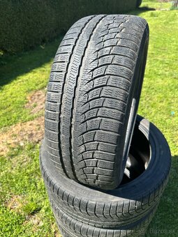 Nokian 225/45R19 - 3