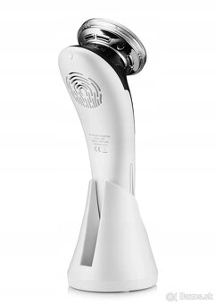 Galvanická žehlička na tvár Nursense D818 - 3
