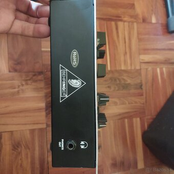 Mix Behringer Pro Mixer DX626 - 3