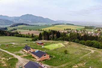 POZEMOK JAMNÍCKA VYHLIADKA - 828m2, siete, štúdia domu - 3