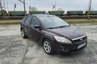 Ford Focus 1.6i 74kw hatchback FL - 3