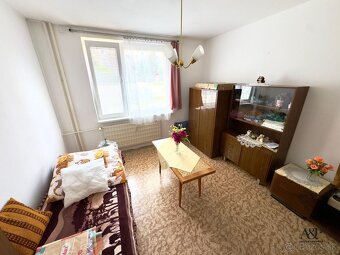 NA PREDAJ 2 IZB. BYT S LOGGIOU, 64M2, SOTINSKÁ UL., SENICA - 3