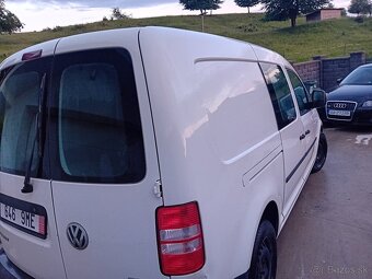 Predám VW Caddy Maxi 1,6 tdi 75 kw 374 tis. km DPH - 3