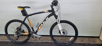 Horský bicykel FUJI NEVADA RC,kolesá 26,rám 21,5"/54cm,3x10 - 3