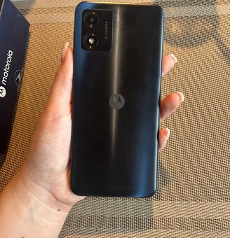 Motorolo moto e13 - 3