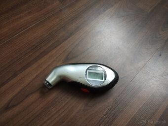 Auto kamery Tracer Full HD, merač tlaku, 5,- Euro/ 3 kusy - 3