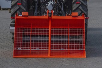 Sypač, posypač, rozmetadlo, samonakladací rám, traktor - 3
