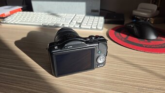 Panasonic Lumix GF3 + 14 - 42mm/f3,5 - 5,6 - 3