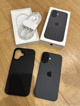 iPhone 16 128GB Black - 3