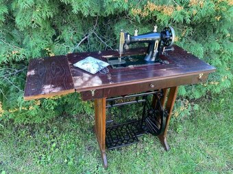 Šijací stroj MINERVA - 3