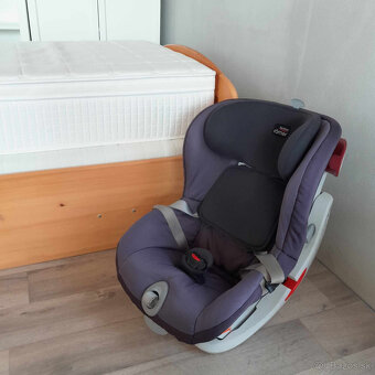 Polohovacia autosedačka Britax romer - 3