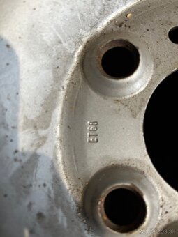 pneu. plus plechové disky - 3