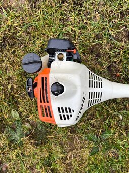 Krovinorez Stihl FS55 - 3