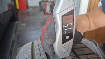 Falken 225/55 R18 letné - 3