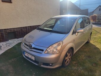 Toyota corrola verso 2.0 D4-D - 3