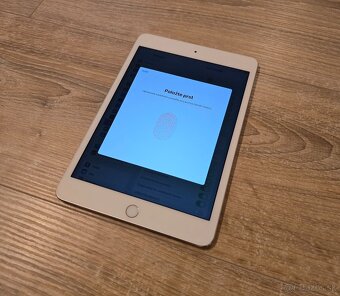 Apple iPad mini 4 64GB - 3