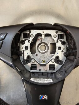 BMW 5 6 e60 e61 e63 Mpacket volant - 3