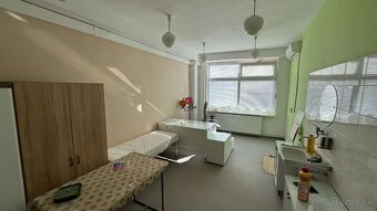 Kompletný priestor na služby v oblasti zdravia a starostlivo - 3