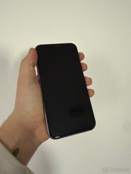 iPhone 11 64GB Fialový - 3