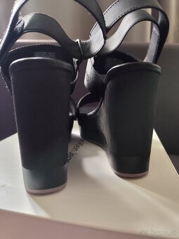 Sandále Calvin Klein 39 - 3