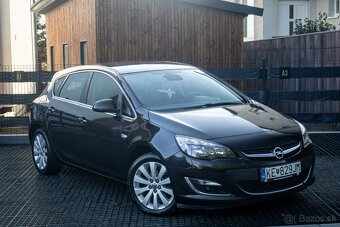 Opel Astra Sport Tourer ST 1.4 Turbo 140k Cosmo - 3