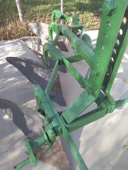 Ponúkam na predaj pluh - 3