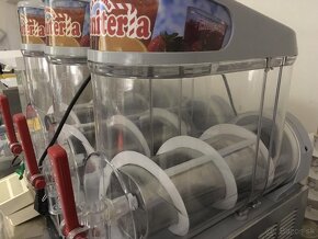 VÝROBNÍK LADOVEJ DRTE GRANITY PROFI TOP ITALY - 3