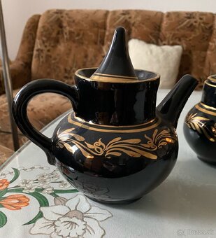 Celý set čajník, cukornička, džbánik, šalky + podšálky - 3